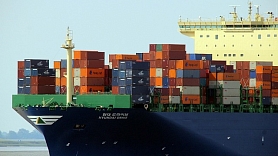 Lithuanian exports decline at a slower rate than imports

