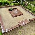 Grave curbs