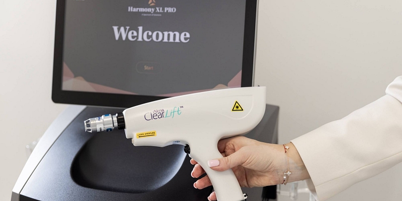 Laser dermatology