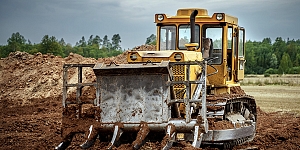 Bulldozer and excavator services