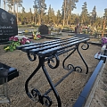 Скамейки - гранитные, металлический