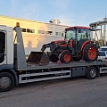 Tractor machinery transportation