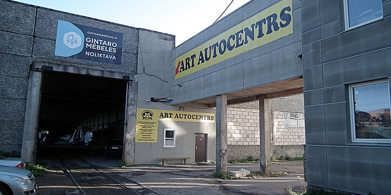 Car service station in Plavnieki