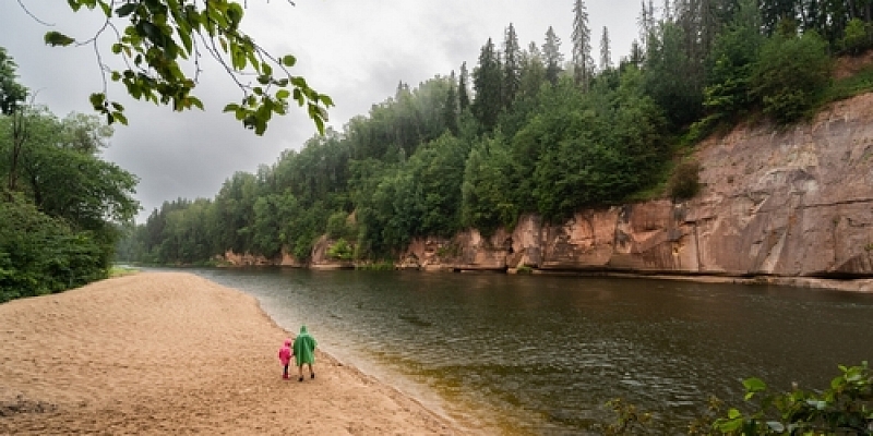 Уборка зон для купания и пляжей