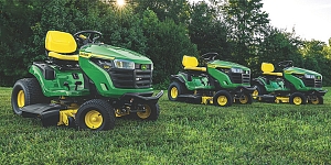 Представитель John Deer в Латвии. Тракторы-газонокосилки