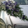 Специальные букеты цветов для украшения автомобиля