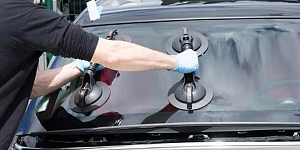 Car glass service