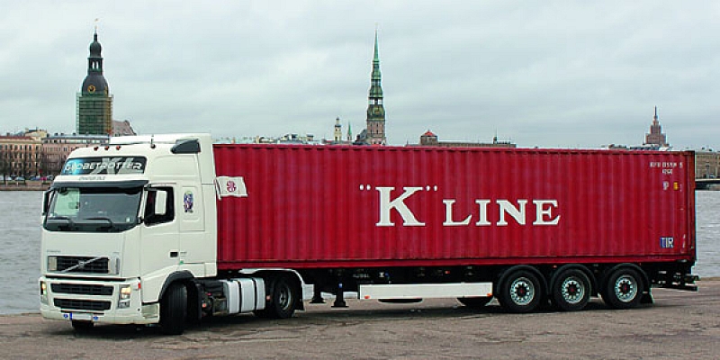 Container cargo transport
