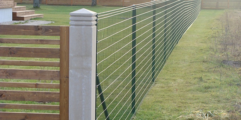 Wooden fences, wire and wire fences