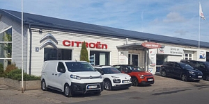 Car service station