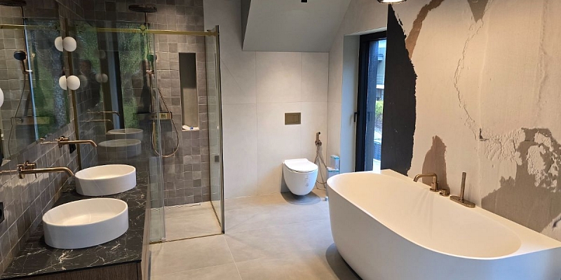 Floor and wall tiling