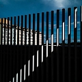 Design and installation of a metal fence in an urban environment