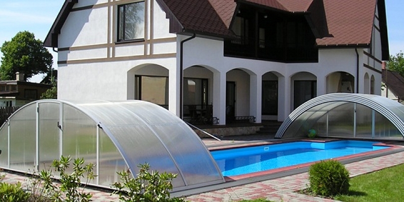 Pool roofs