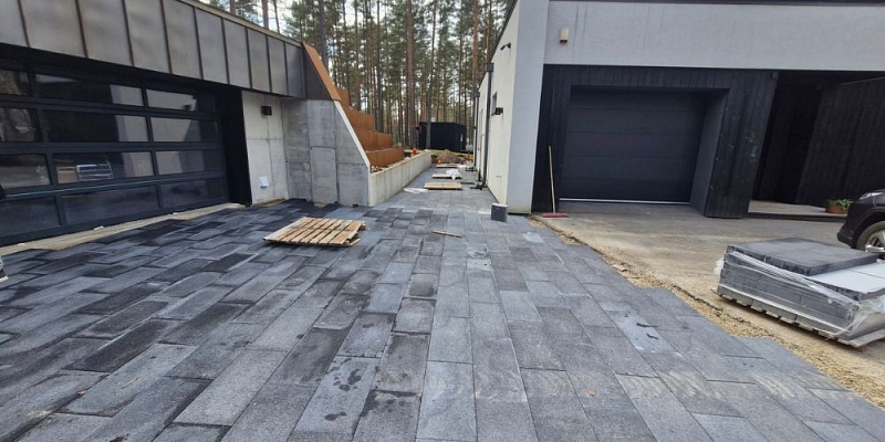 Roof works