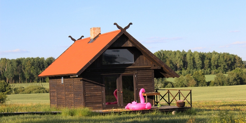 Overnight stay in a cottage by the lake