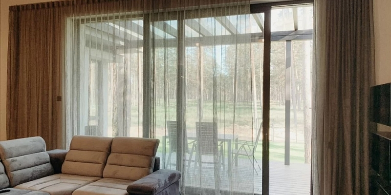 Full service window design