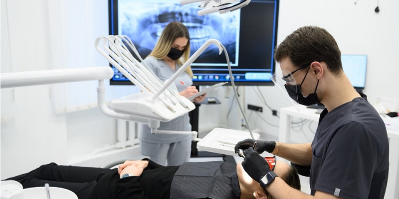 Teeth straightening with braces