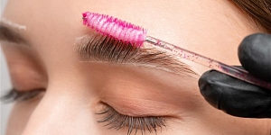Покраска ресниц и бровей, ламинирование