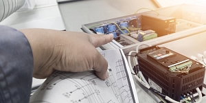 Reconstruction and reconstruction of electrical networks