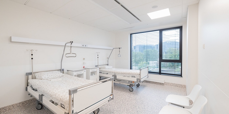 Специалисты